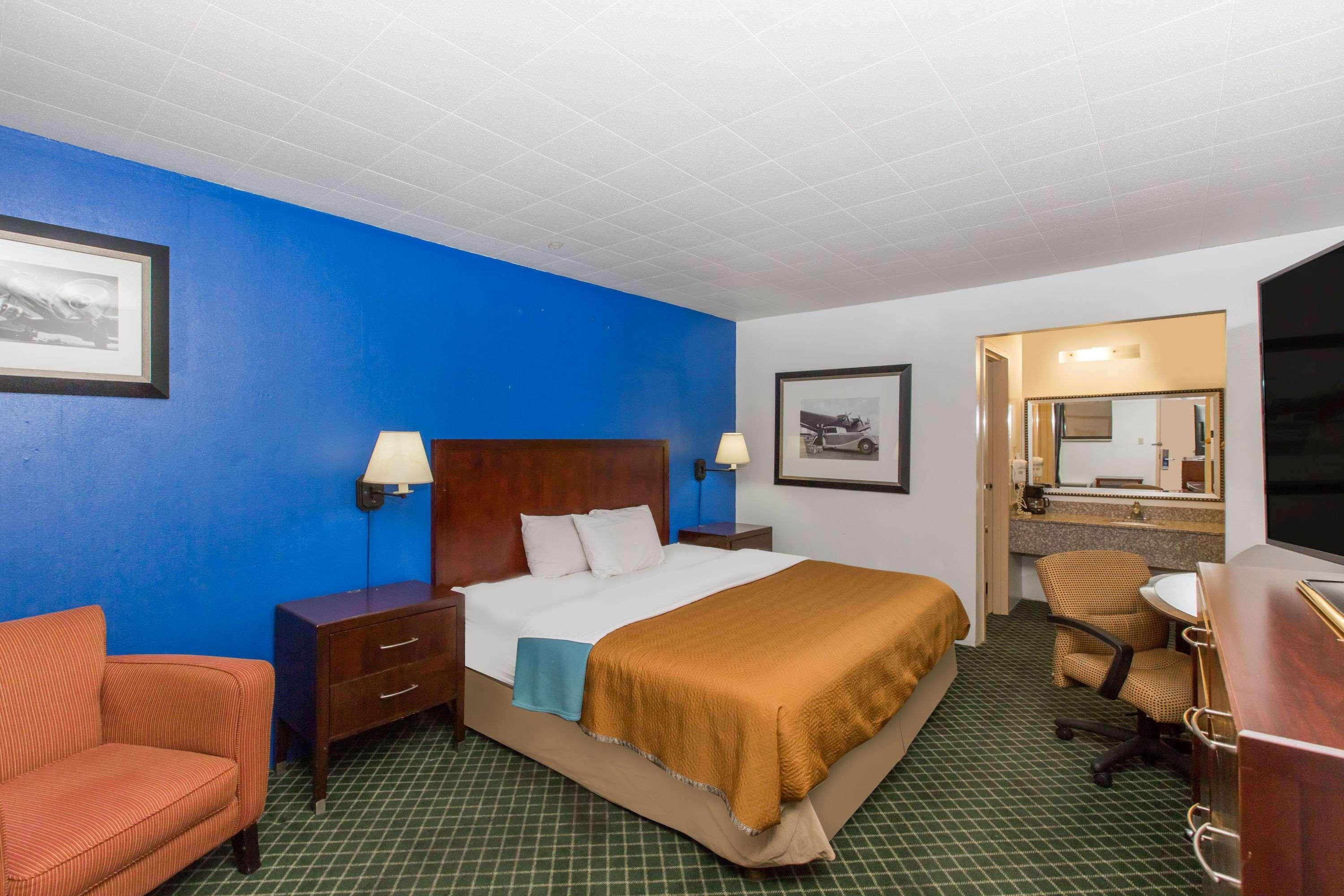 Travelodge By Wyndham Great Bend Exterior foto