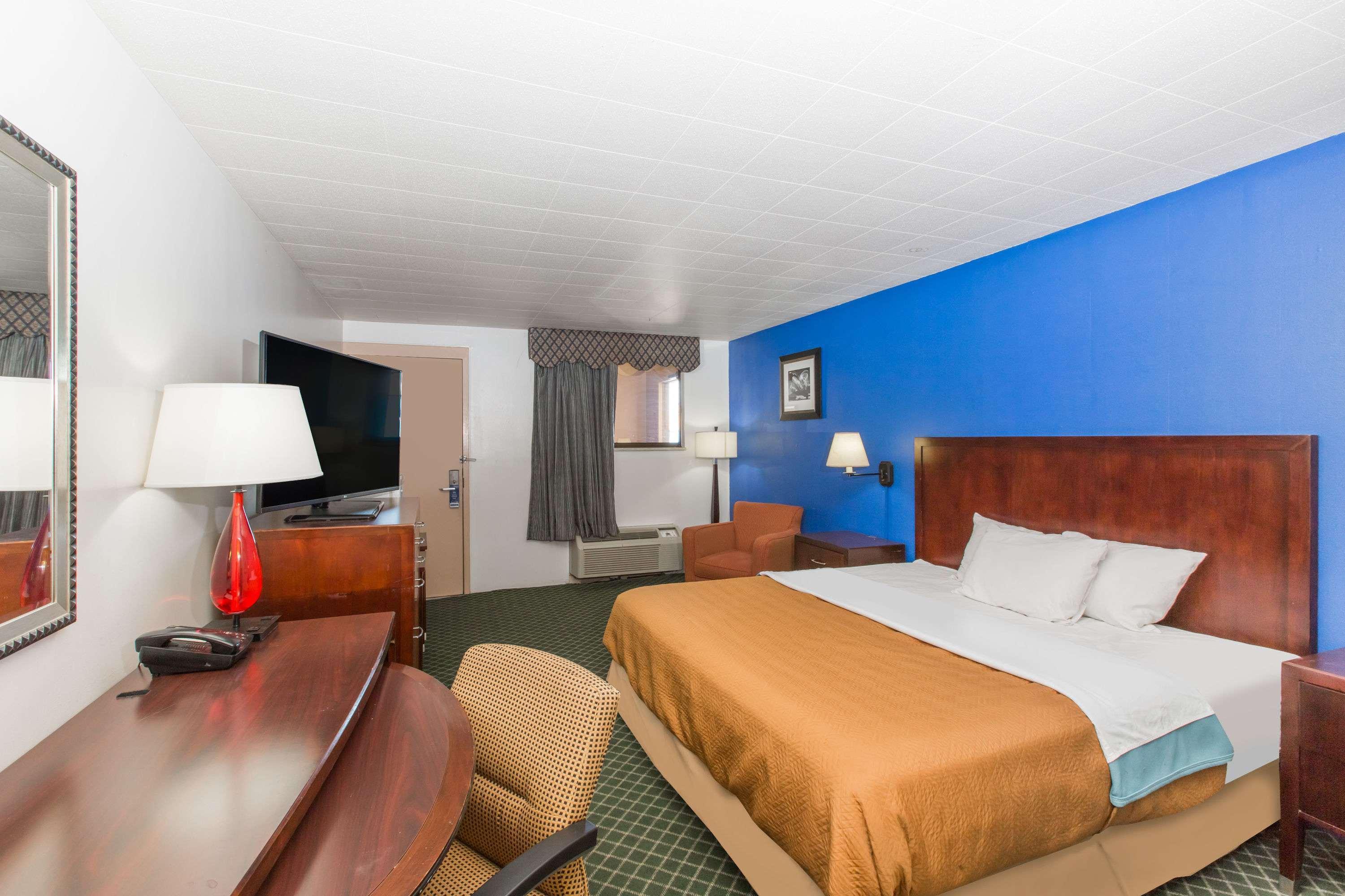 Travelodge By Wyndham Great Bend Exterior foto